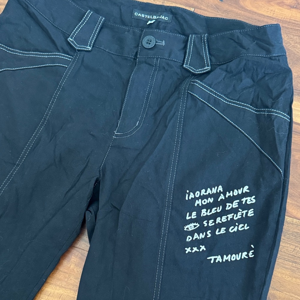 Cute black flared pants!